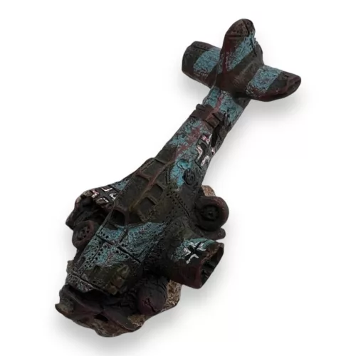 Dekor repülő roncs 8 x 4,5 x 4,5 cm